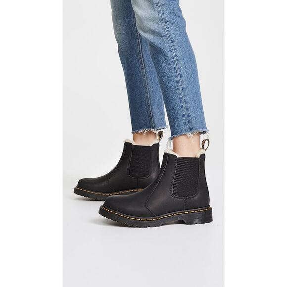 Dr Martens Leonore Sherpa Chelsea Boots - 9 Black - Picture 2 of 5